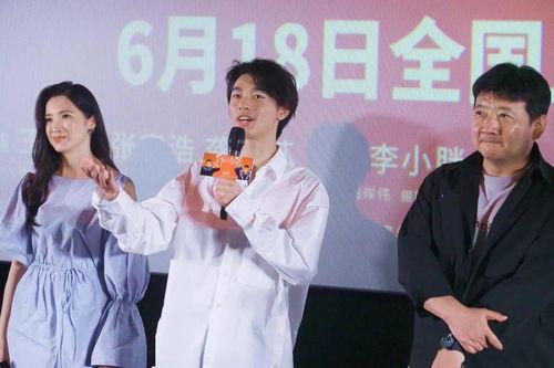 娱乐吃瓜三姐妹微博