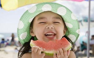 娱乐吃瓜菌8个陌生人,八位神秘嘉宾的跨界狂欢之夜